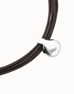 Collar de cuero con esfera grande bañada en plata de ley