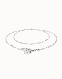 Collar largo bañado en plata con mosquetón entrelazado