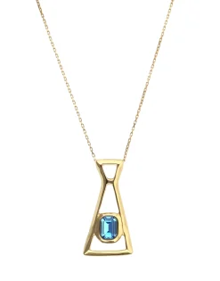 Collar largo con colgante bañado en oro 18k y cristal facetado rectangular azul