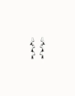 Pendientes alargados en zig-zag bañados en plata de ley