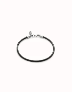 Pulsera de cuero cierre bañado en plata de ley.