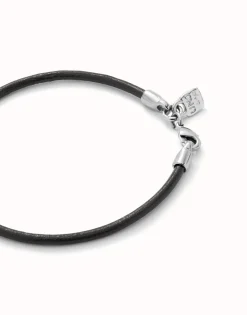 Pulsera de cuero cierre bañado en plata de ley.