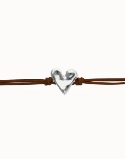 Pulsera de cuero marrón con detalle de corazón bañado en plata de ley